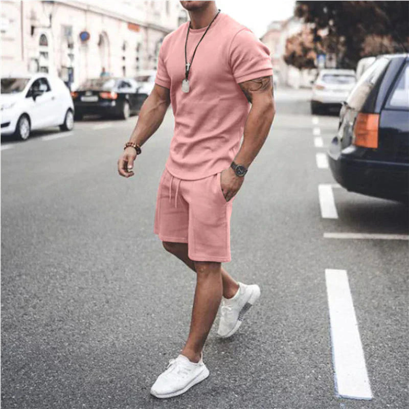 Completo da uomo Ethan: maglietta leggera a maniche corte e pantaloncini estivi aderenti