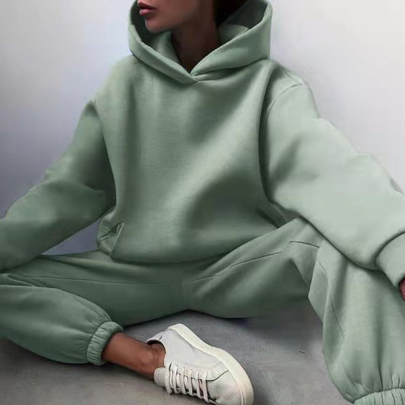 Completo da jogging da donna Anika: oversize, comodo e alla moda