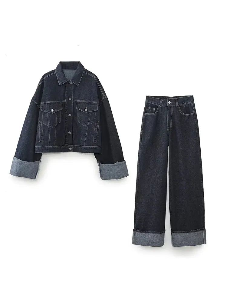 Completo in denim da donna Bea: giacca corta e jeans a gamba larga con revers a contrasto per un look alla moda