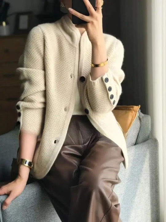 Lucille Cardigan Femme – Gilet en Cachemire Doux à Boutons & Coupe Classique Élégante
