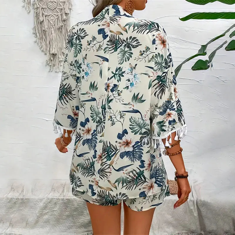 Completo estivo da donna Dianella - Completo due pezzi con pantaloncini floreali ed elegante cardigan aperto