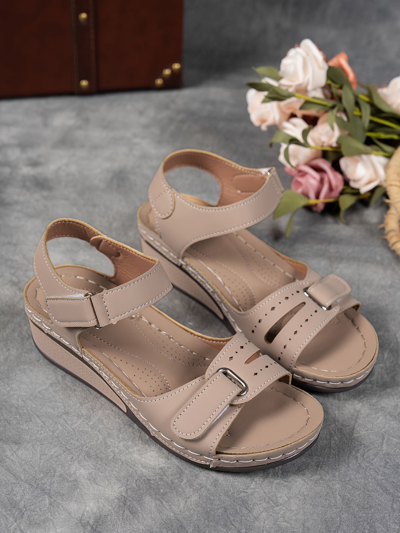Sandali da donna Solevia - Comodi sandali con plateau e cinturini traspiranti estivi