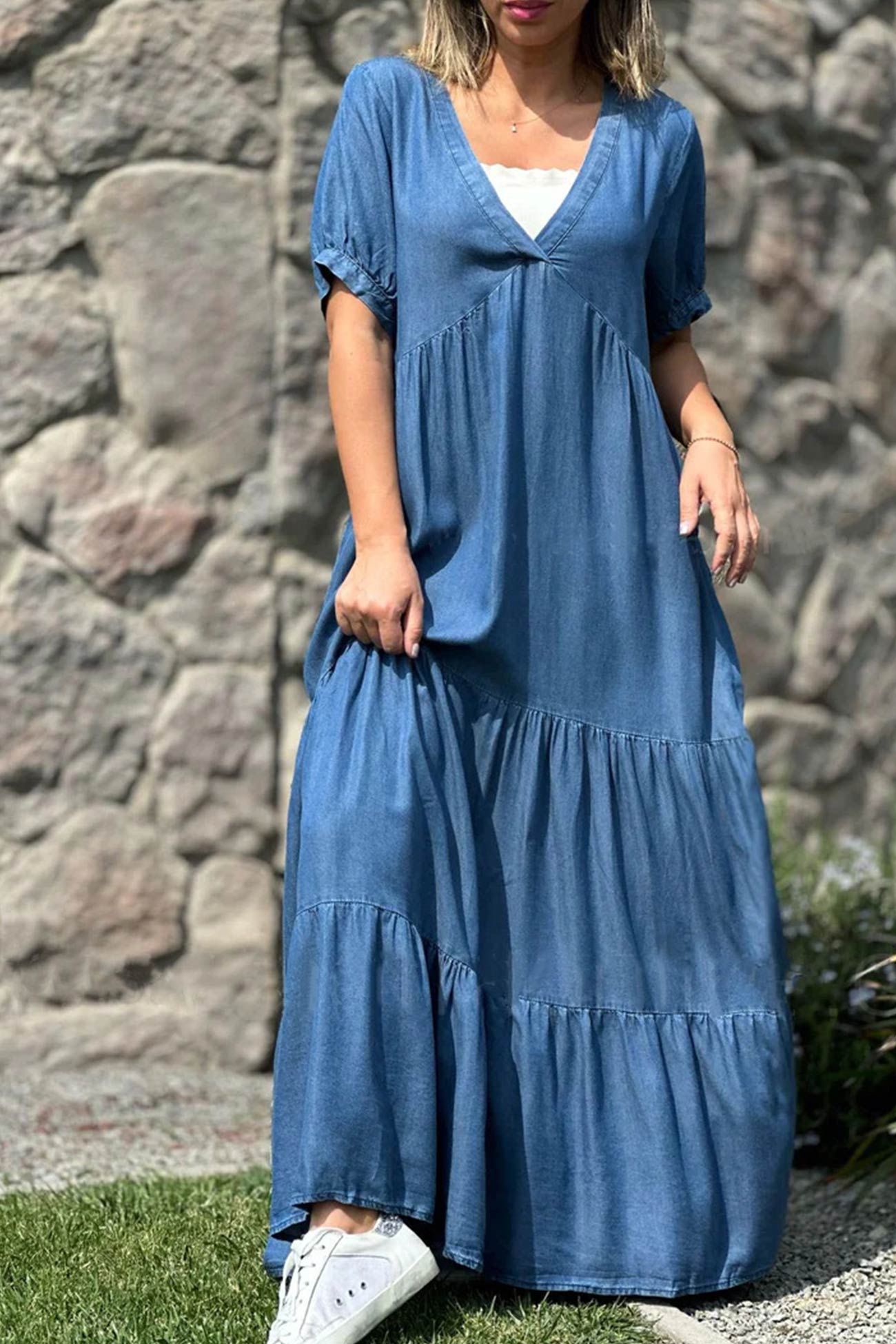 Abito estivo da donna Via – Abito a maniche corte con scollo a V e sovrapposizione effetto denim