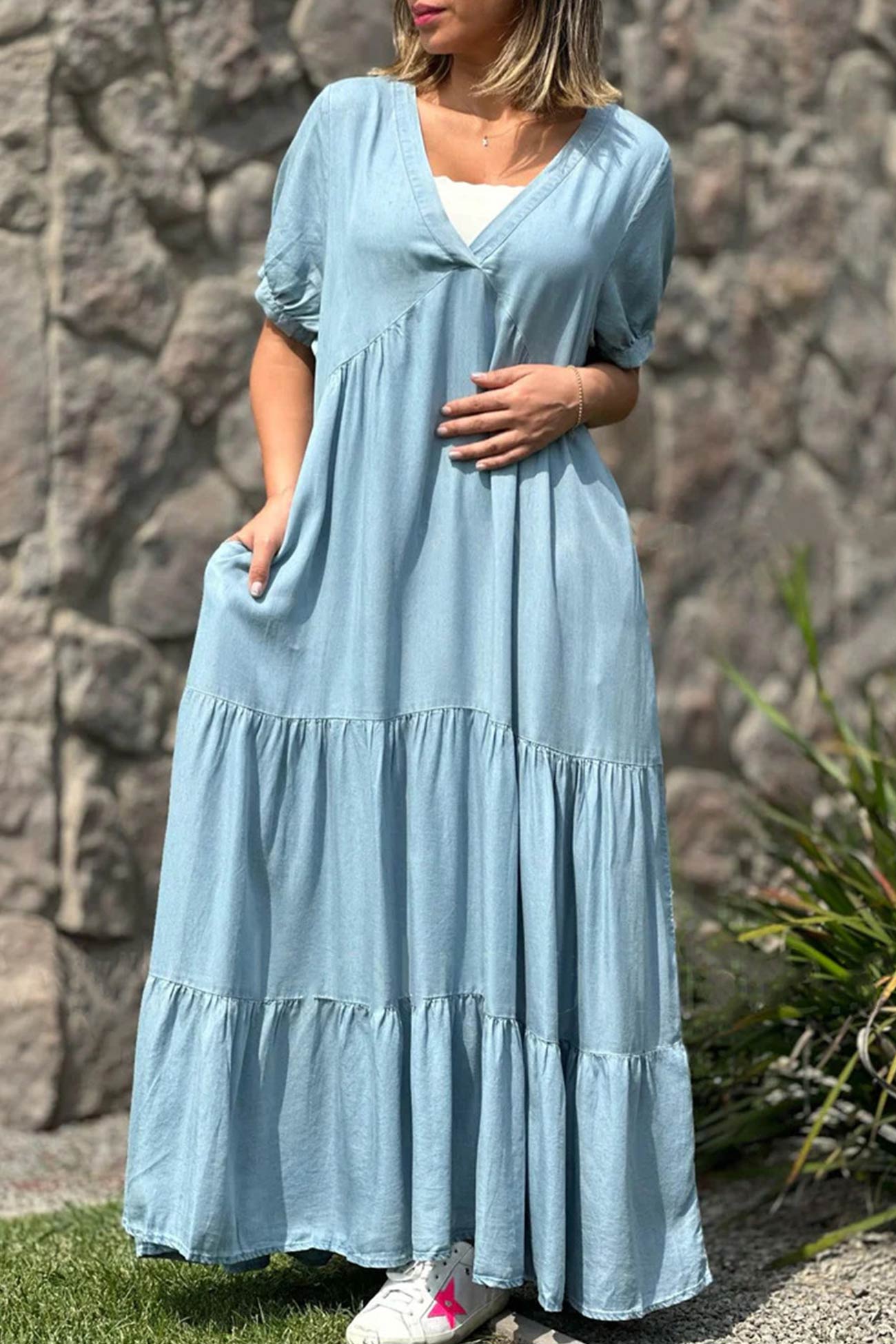 Abito estivo da donna Via – Abito a maniche corte con scollo a V e sovrapposizione effetto denim