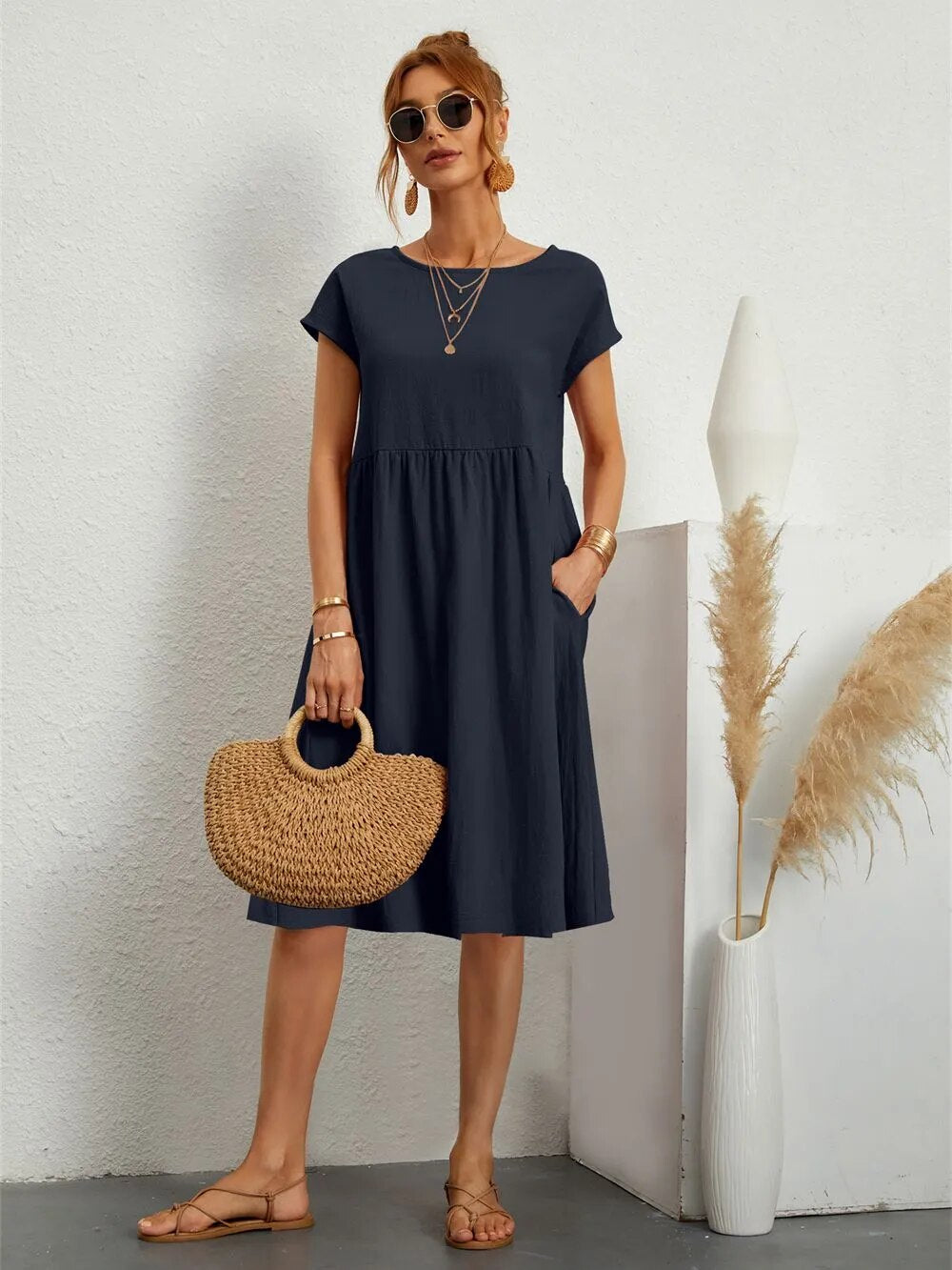 Elegante abito lungo da donna: design maxi senza tempo con vestibilità aderente e finitura di lusso