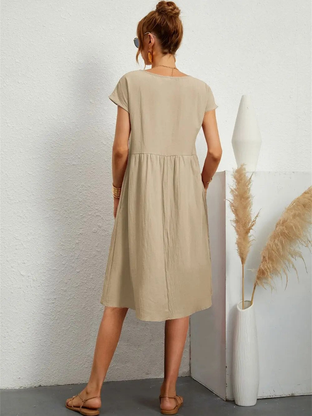 Elegante abito lungo da donna: design maxi senza tempo con vestibilità aderente e finitura di lusso