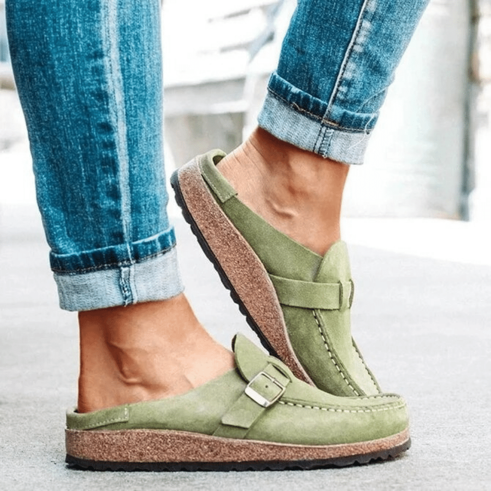 Zoccoli comfort da donna Georgia - Ciabatte ergonomiche con cinturino e fibbia per uno stile casual