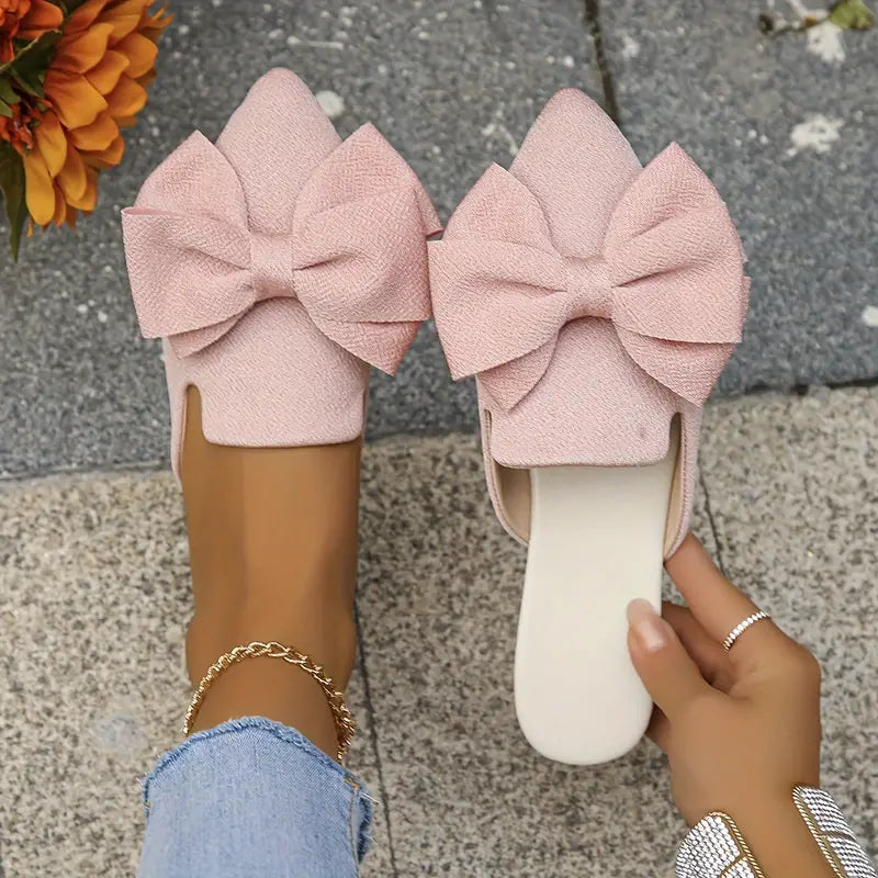 Mules da donna Dani - Eleganti pantofole piatte con punta a punta e fiocco per il comfort quotidiano
