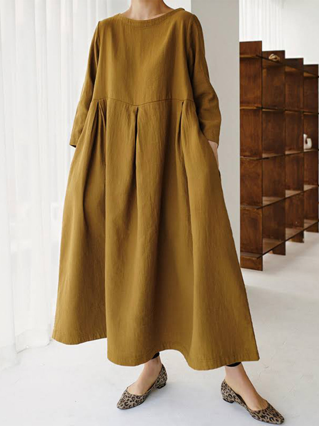 Abito lungo da donna Cielo: lino leggero, comfort naturale e stile minimalista ed elegante 