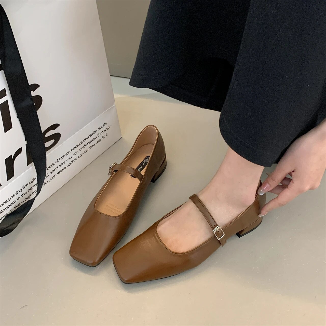 Cyril Chaussures à Talon Plat pour Femme – Design élégant et confortable avec semelle souple et flexible