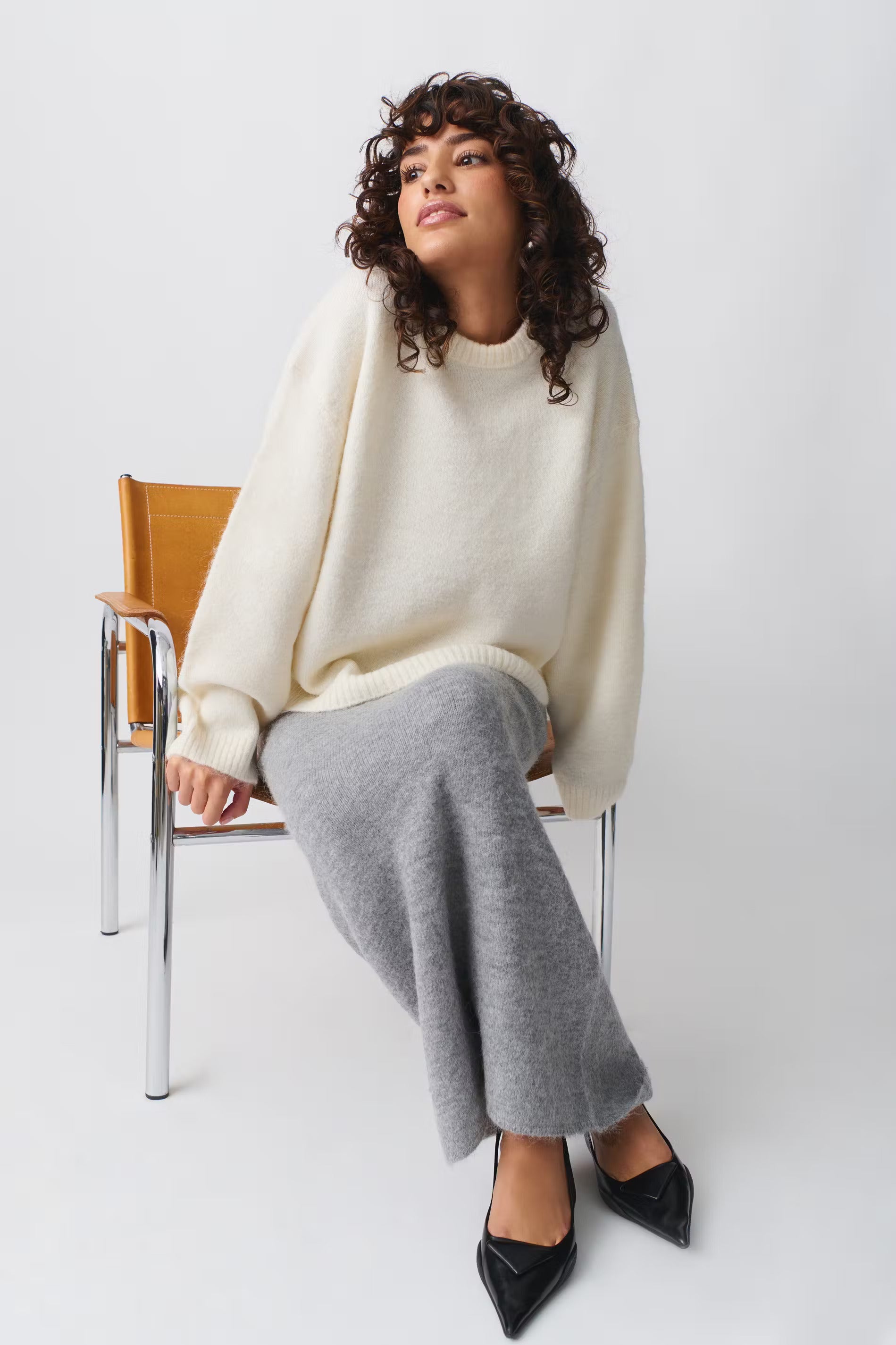 Amelie Pull Oversize Femme – Tricot Doux avec Col Rond et Manches Ballon Élégantes