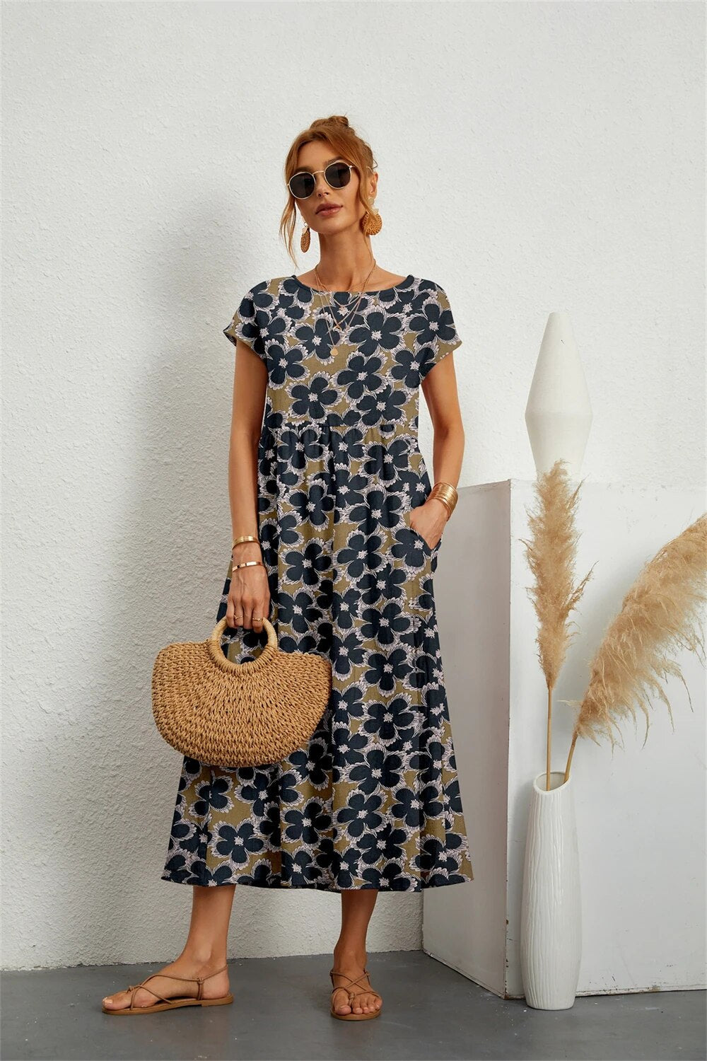 Abito midi da donna Henrielle: elegante stampa floreale, maniche corte e vestibilità comoda