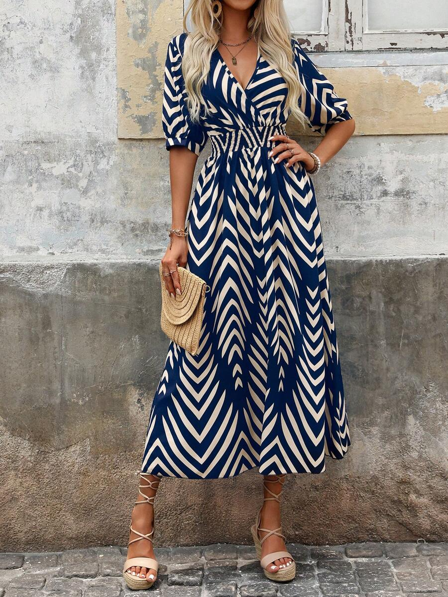 Abito lungo da donna Charlie - Con cintura, stampa grafica chic e vestibilità moderna