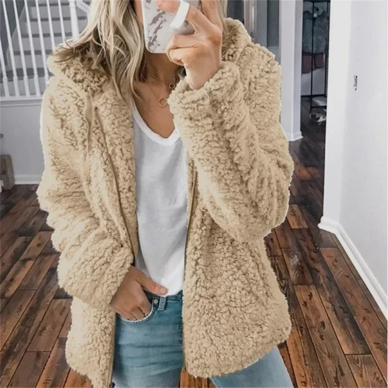 Cardigan da donna Olivia: cardigan in pile morbido, comodo ed elegante per tutti i giorni