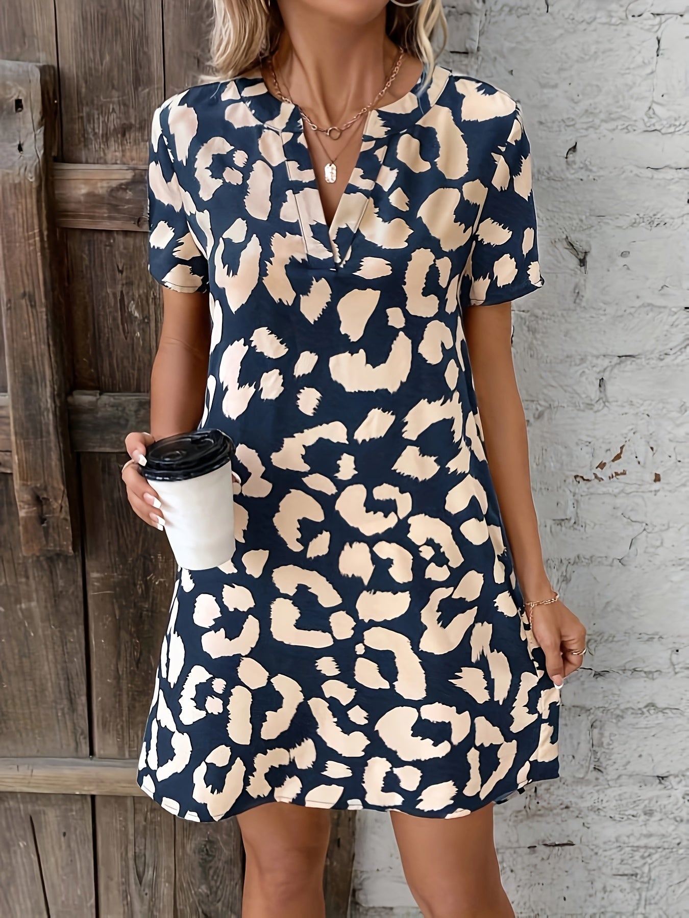 Abito estivo da donna Jayla - Abito midi in poliestere leggero con un look estivo colorato