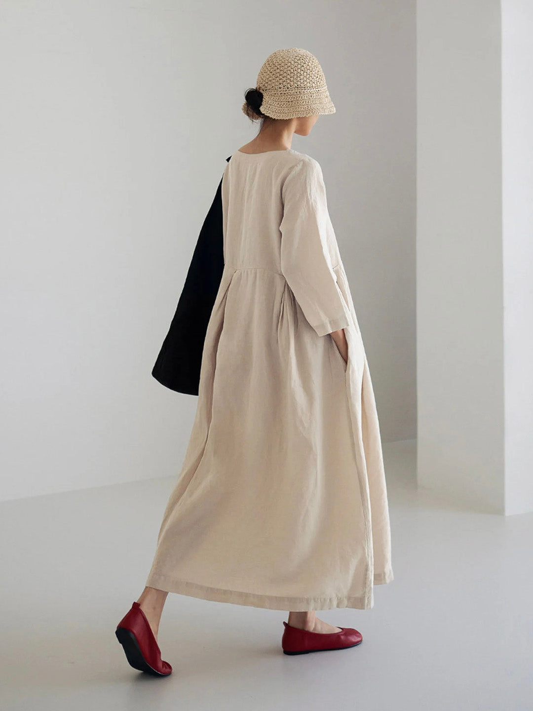 Abito lungo da donna Cielo: lino leggero, comfort naturale e stile minimalista ed elegante 