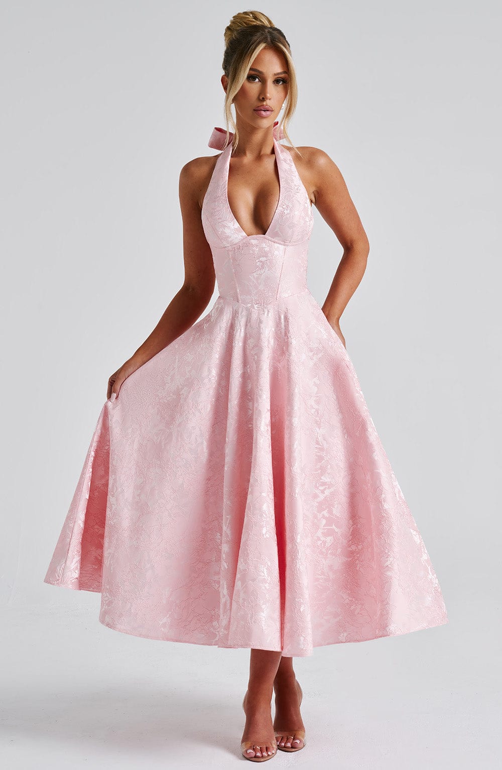 Abito midi da donna Iris – Abito senza schienale in jacquard floreale con corpetto aderente e gonna svasata