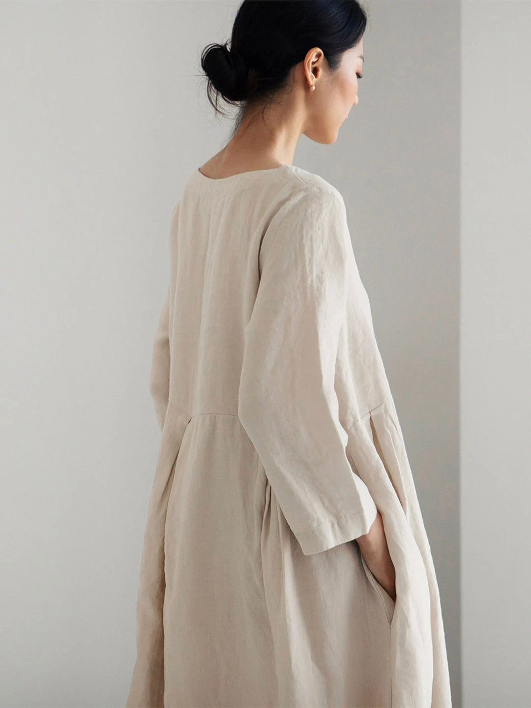Abito lungo da donna Cielo: lino leggero, comfort naturale e stile minimalista ed elegante 
