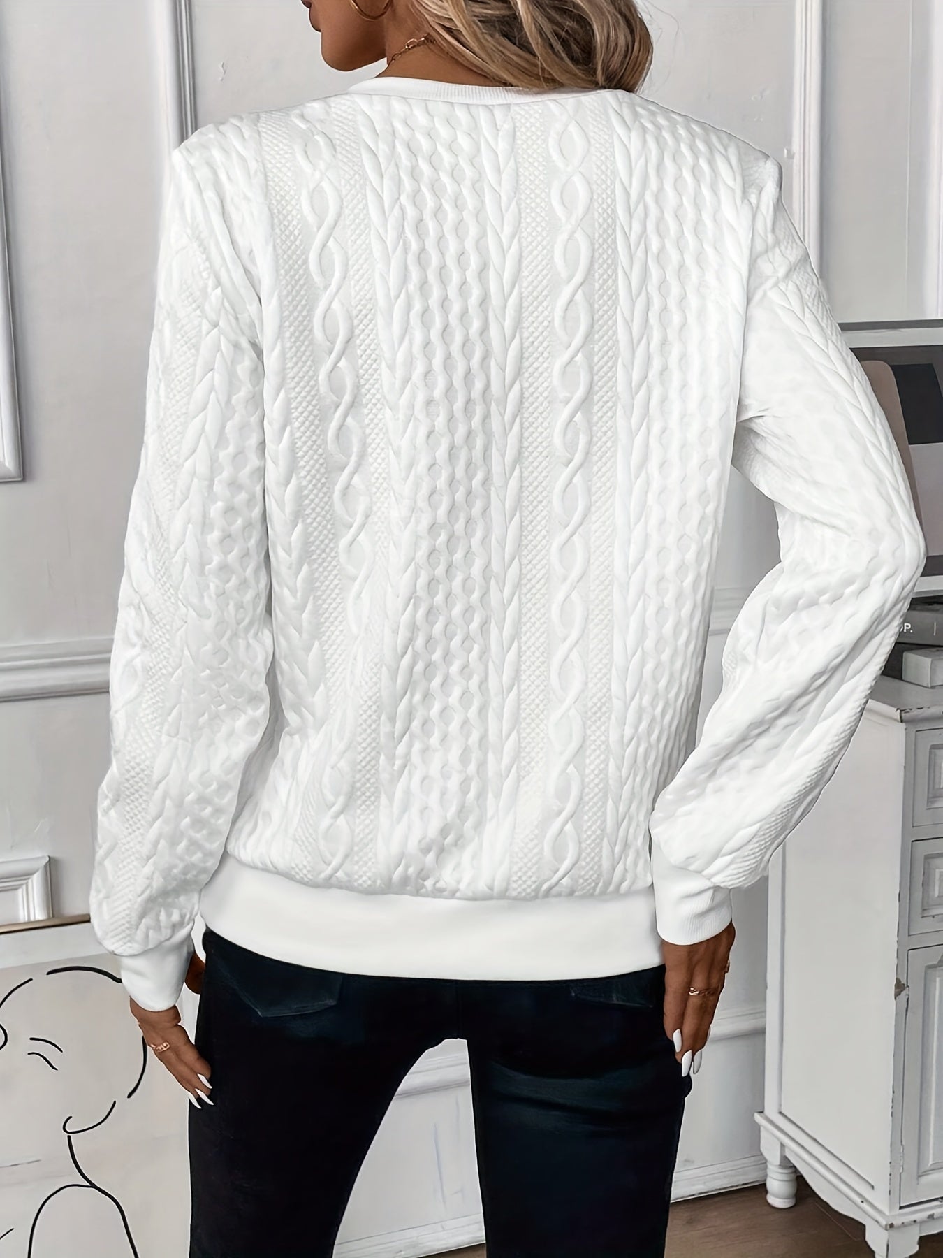 Maglione morbido in maglia da donna Amora: comfort quotidiano ed eleganza casual