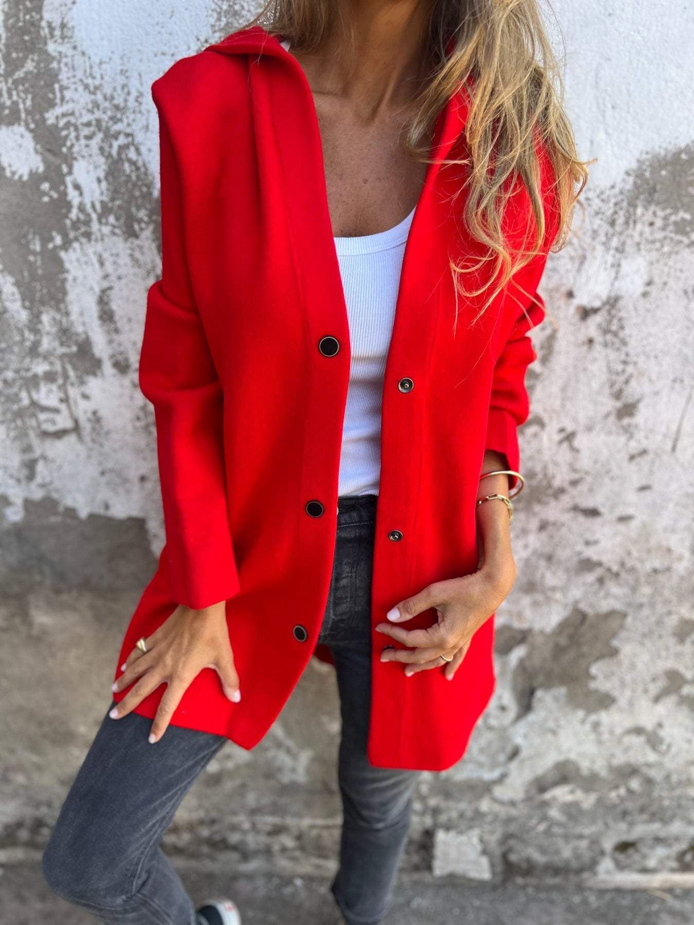 Giacca lunga con cappuccio Kathryn: leggera ed elegante, perfetta per la stagione di transizione femminile