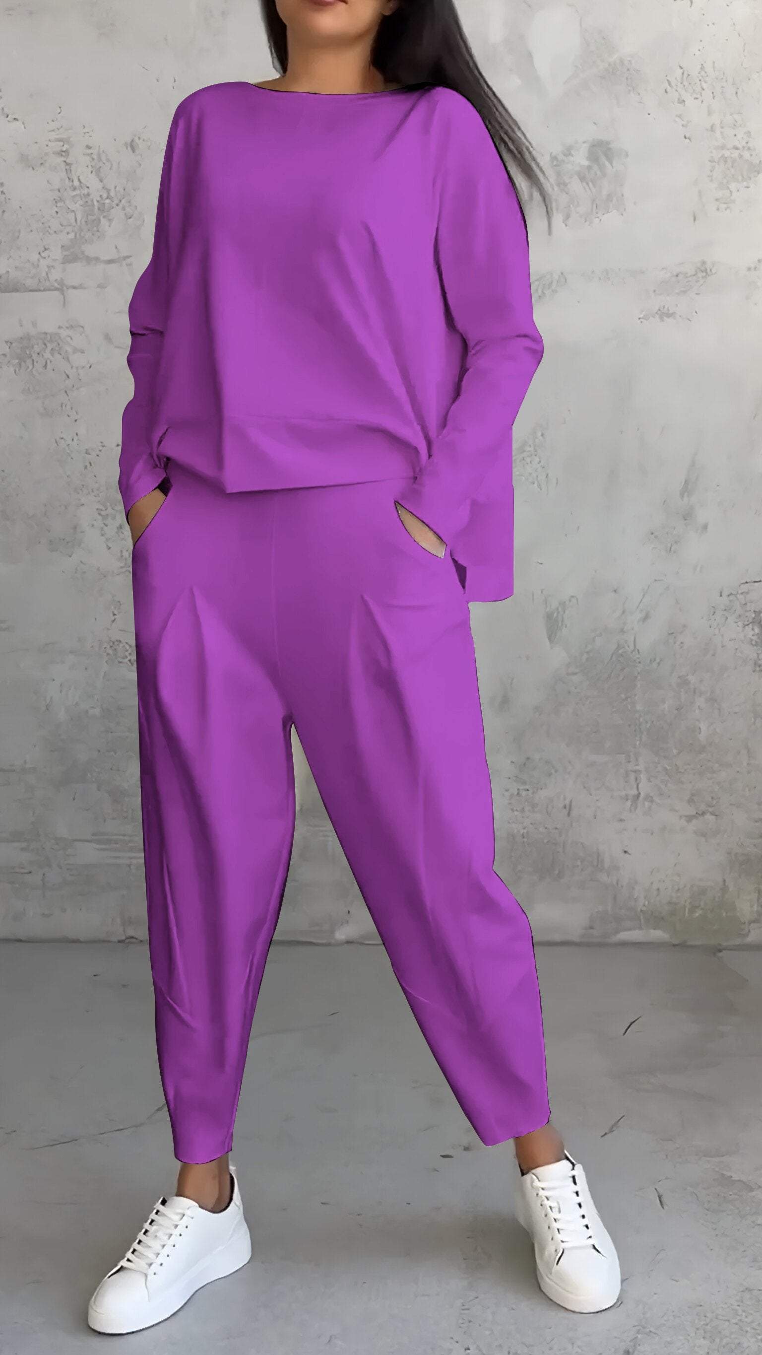 Completo da donna Emilie - Completo girocollo in spandex comodo ed elegante con stile moderno
