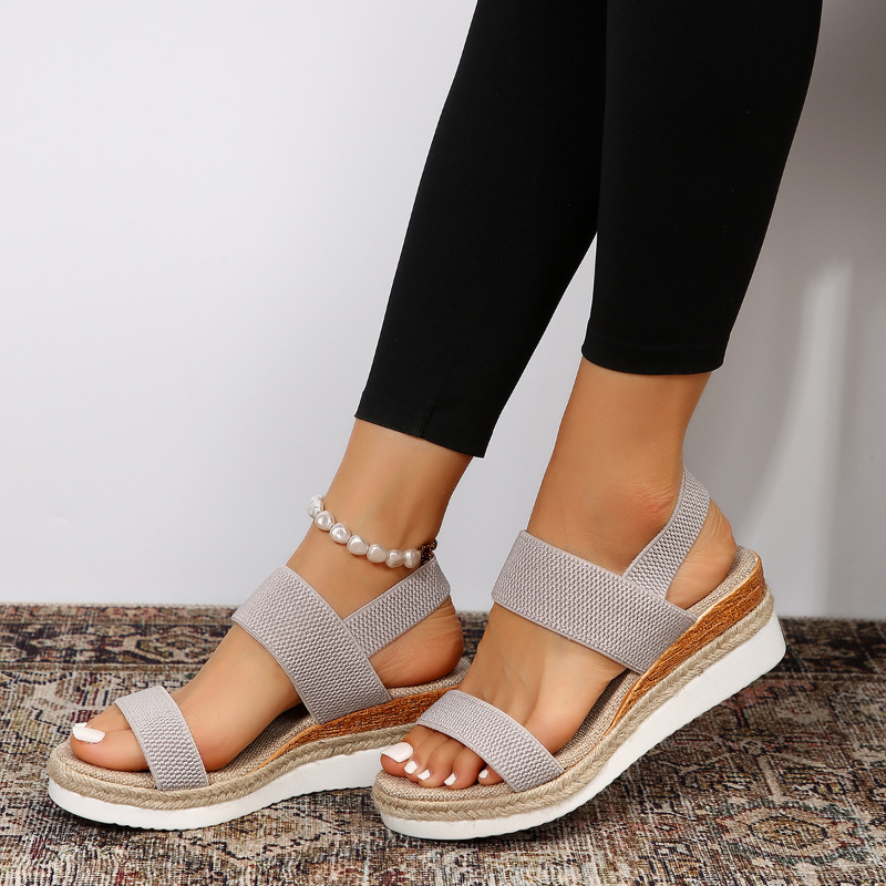 Sandali con plateau da donna Anna - Cinturini elastici e comodi sandali estivi con un look elegante