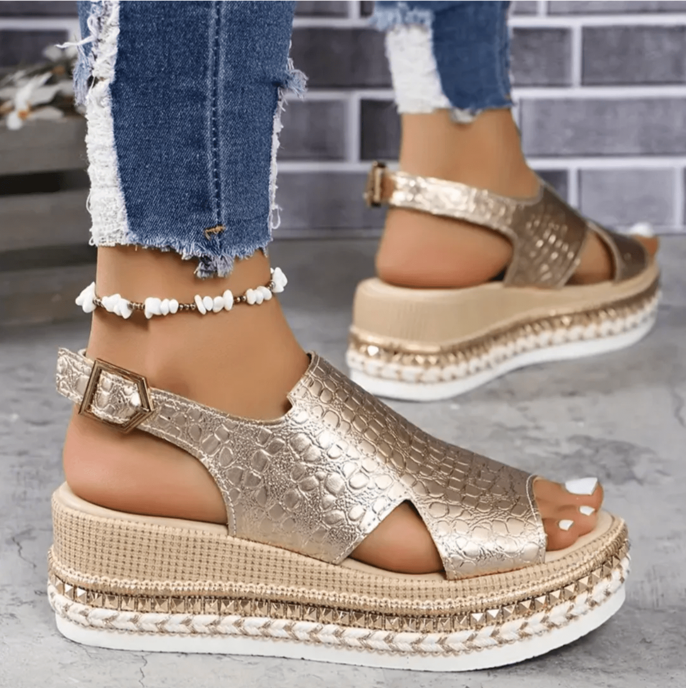 Sandali da donna Meena: comode espadrillas con cinturino regolabile e suola stabile