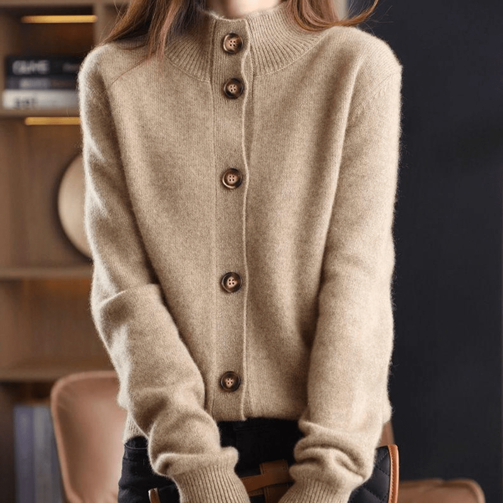 Marcy Cardigan Woman – Soft Knit with Collar, Elegant Buttoning & Comfortable Fit