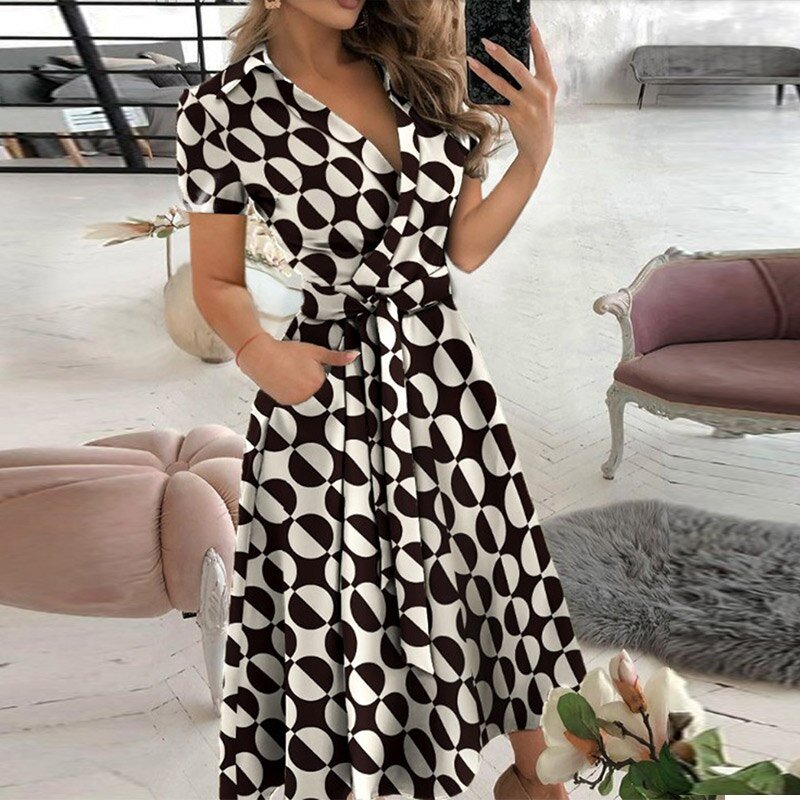 Abito elegante da donna Ella - Abito in cotone con vita aderente e stile classico versatile