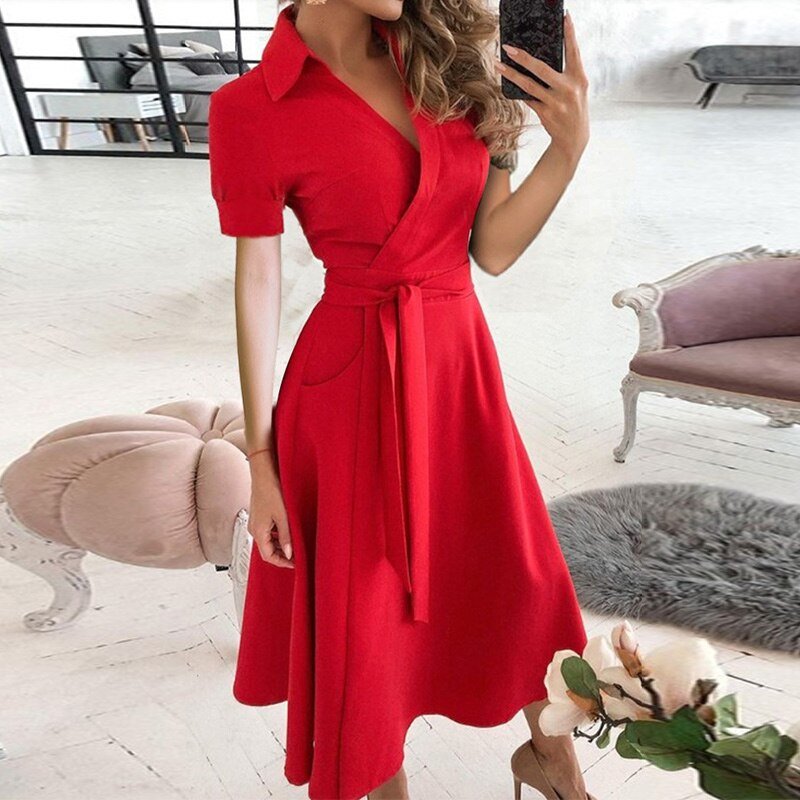 Abito elegante da donna Ella - Abito in cotone con vita aderente e stile classico versatile